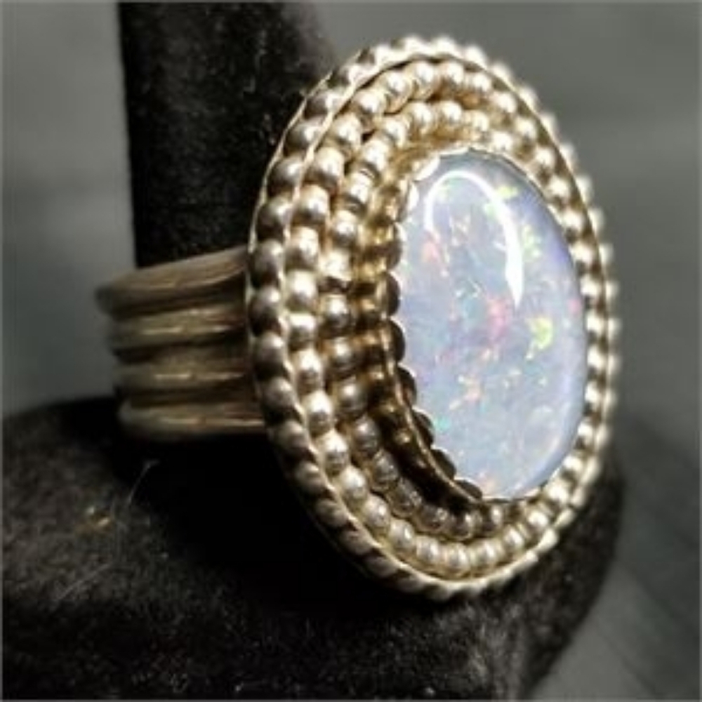 Sterling Silver Ring with Opalescent Stone Large 17.42g